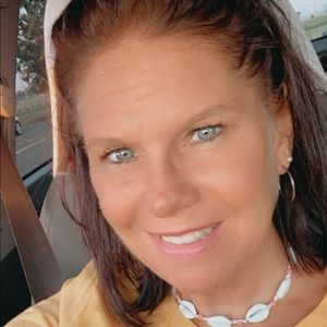 Meet your Posher, Kari